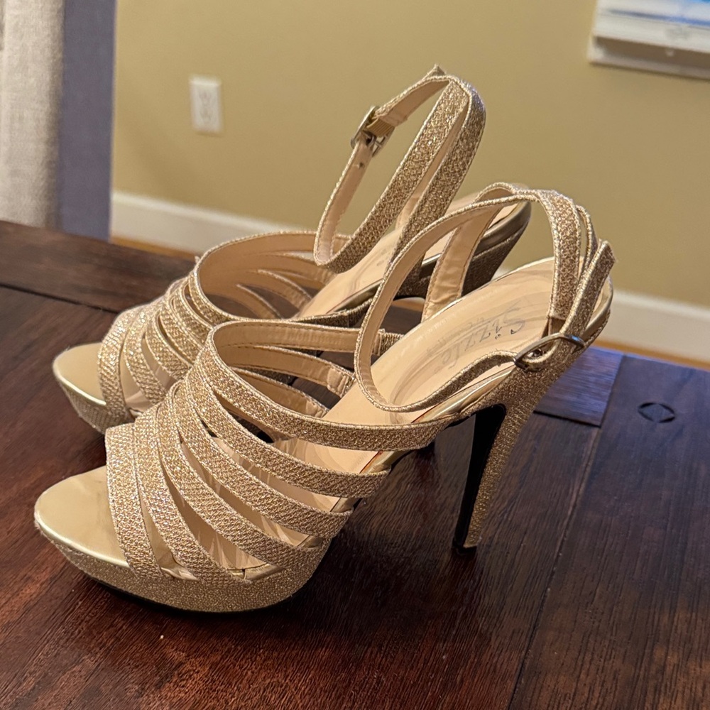 Elegant Gold Strappy Heels